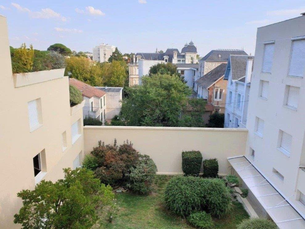 Royan - Studio Lumineux Au Calme - 30M De La Plage - Quartier Du Parc Екстер'єр фото