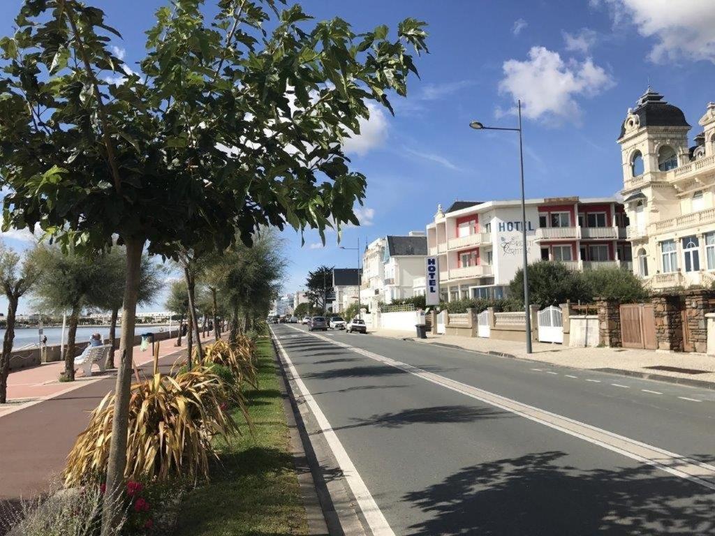 Royan - Studio Lumineux Au Calme - 30M De La Plage - Quartier Du Parc Екстер'єр фото