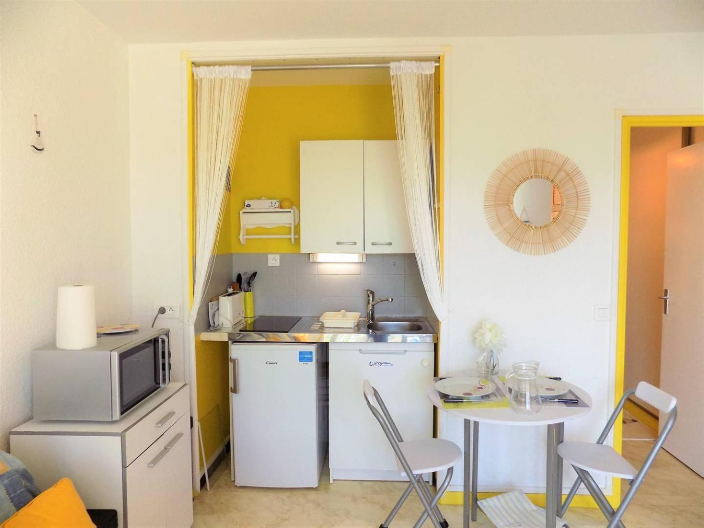 Royan - Studio Lumineux Au Calme - 30M De La Plage - Quartier Du Parc Екстер'єр фото
